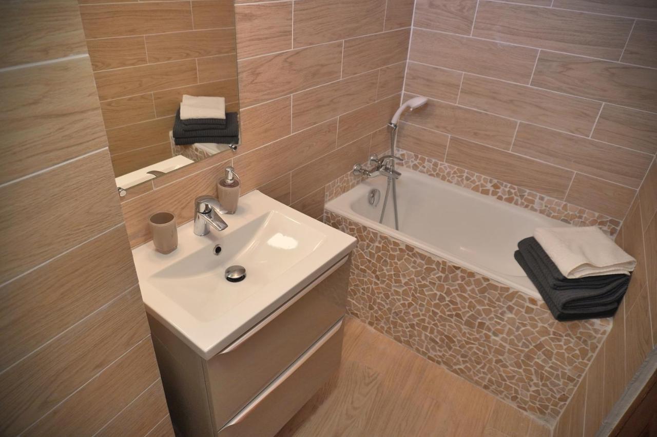 Maison De Village La Clemaline Figanières Kültér fotó